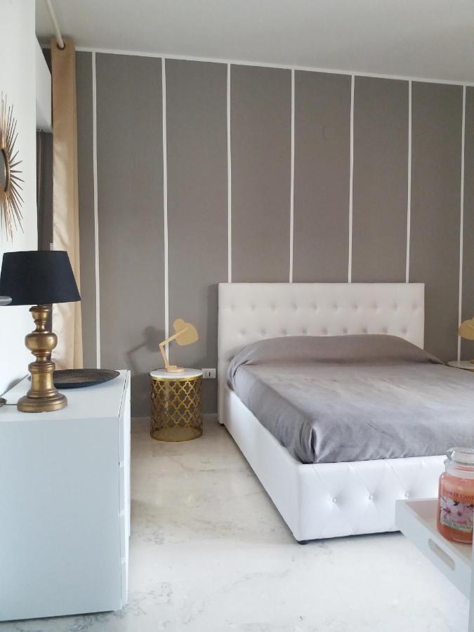 Villa Coral Mondello Palermo Eksteriør billede