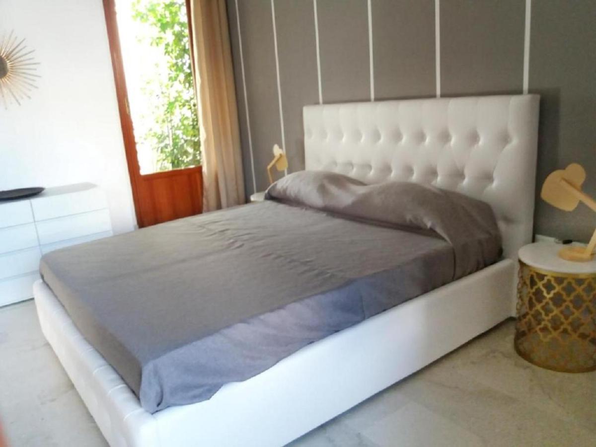 Villa Coral Mondello Palermo Eksteriør billede